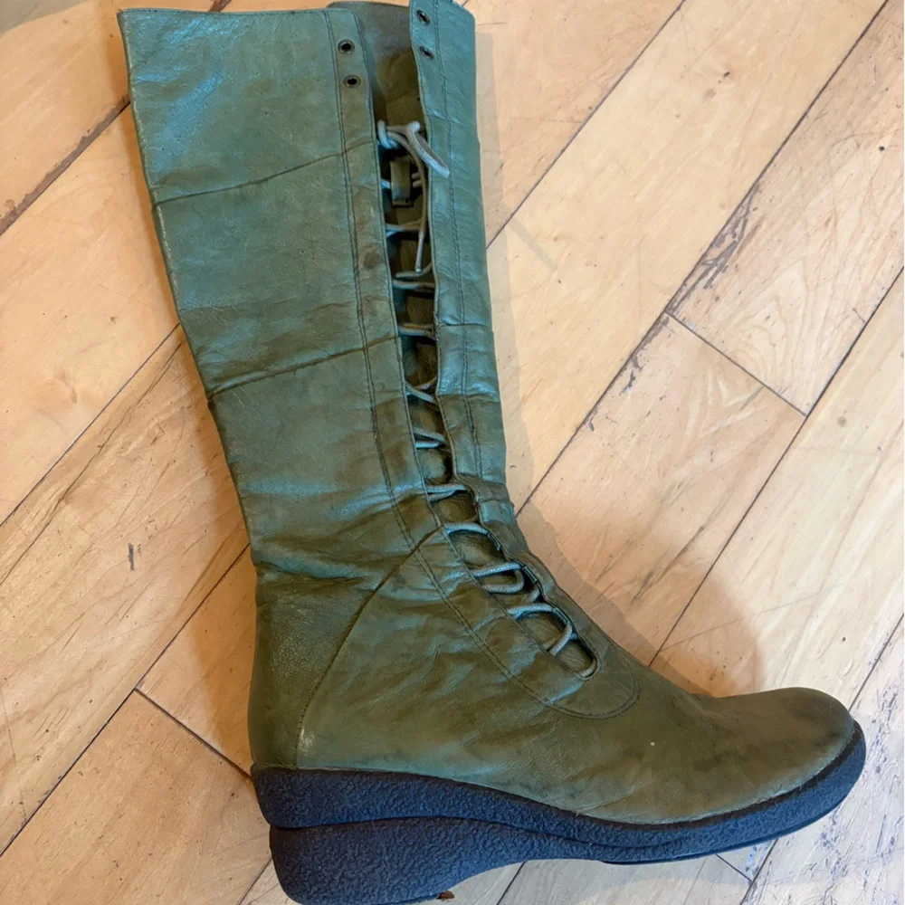 Miz Mooz Sage Green Leather Boots - 38 - Picture 2 of 11
